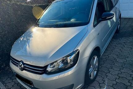 VW Touran 219.000 km 5.700 &euro; Wermelskirchen 42929