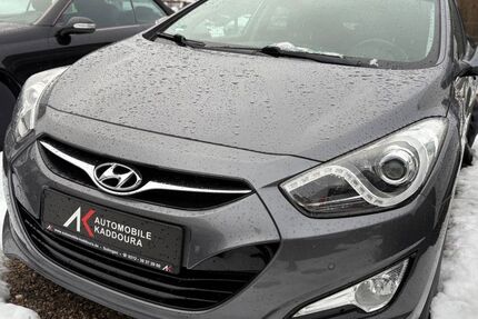 Hyundai i40 168.000 km 5.999 &euro; Solingen 42653