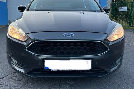 Ford Focus 120.000 km 7.599 &euro; Wuppertal 42327