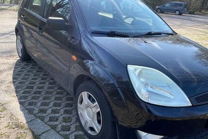 Ford Fiesta 141.000 km 1.650 &euro; Bergisch Gladbach 51465
