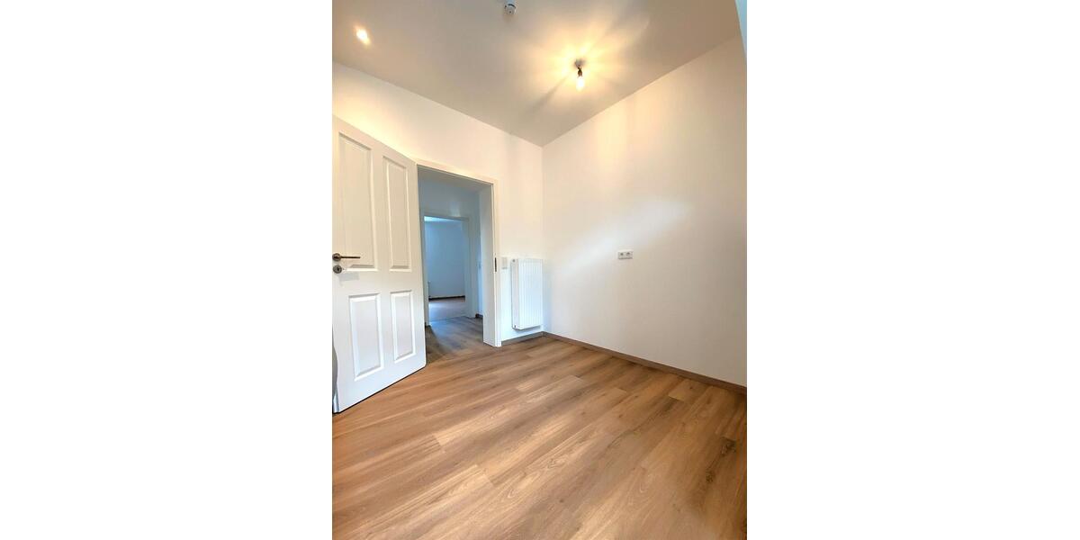 Dachgeschoßwohnung Wuppertal Dönberg - 3 Zimmer, 64 m&sup2;, 770&euro; | Angebot:27572258