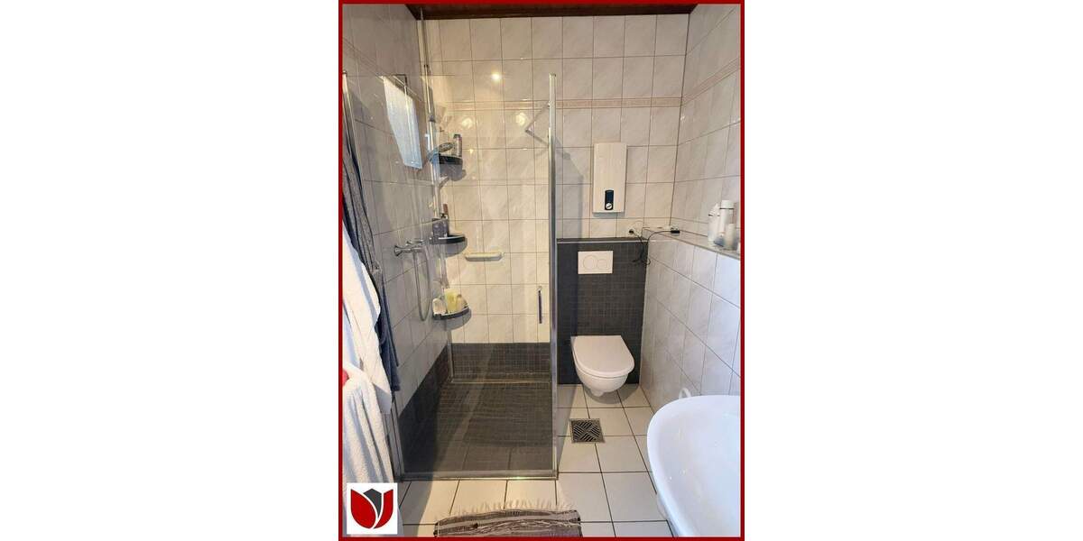 Einfamilienhaus Leichlingen - 8 Zimmer, 113 m&sup2;, 200.000&euro; | Angebot:24777831