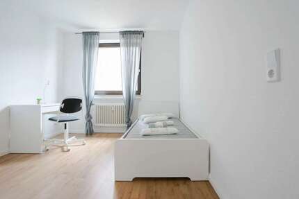 Zimmer Düsseldorf Wersten - 609&euro; | Angebot:27692097