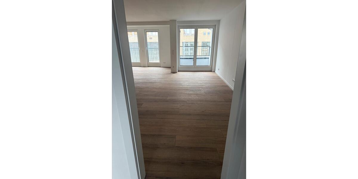Etagenwohnung Düsseldorf Stadtmitte - 4 Zimmer, 106 m&sup2;, 1.960&euro; | Angebot:24857722