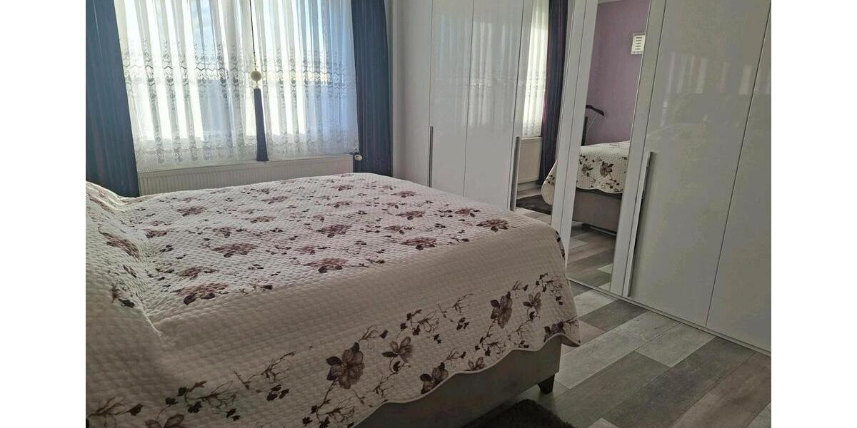 Etagenwohnung Remscheid - 3 Zimmer, 86 m&sup2;, 260.000&euro; | Angebot:25308293