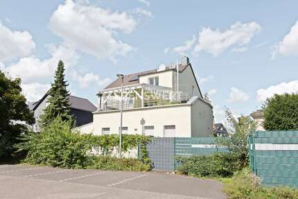 Haus Solingen Aufderhöhe - 10 Zimmer, 290 m&sup2;, 519.500&euro; | Angebot:24407144