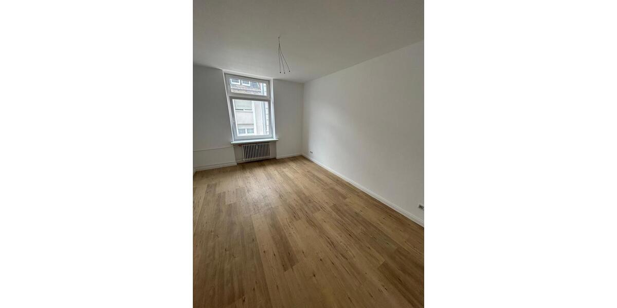 Etagenwohnung Wuppertal Arrenberg - 1 Zimmer, 23 m&sup2;, 330&euro; | Angebot:24690069