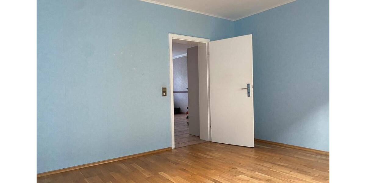 Etagenwohnung Wuppertal Arrenberg - 3 Zimmer, 100 m&sup2;, 950&euro; | Angebot:25960317