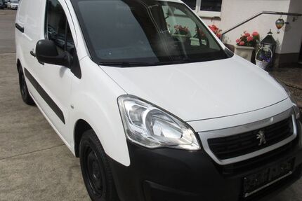 Peugeot Partner 133.000 km 7.700 € Leverkusen 51371