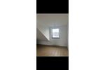 Dachgeschoßwohnung Langenfeld (Rheinland) - 2 Zimmer, 40 m&sup2;, 700&euro; | Angebot:26704965