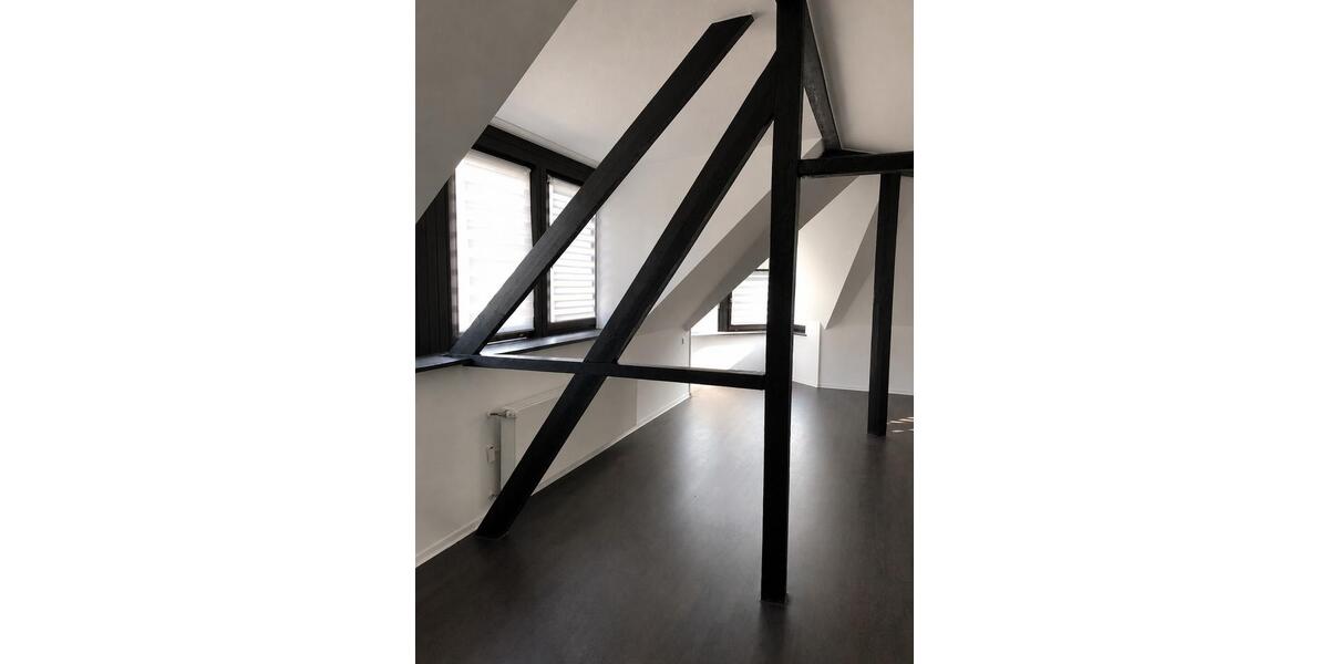 Dachgeschoßwohnung Düsseldorf Stadtbezirk 9 - 3.5 Zimmer, 91 m&sup2;, 435.000&euro; | Angebot:26889931
