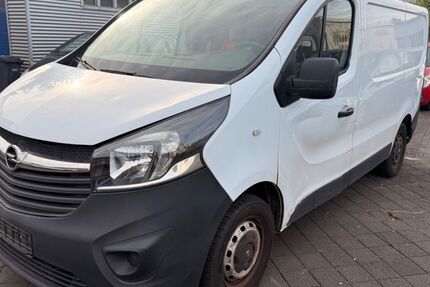 Opel Vivaro 212.000 km 4.590 &euro; Köln 51065
