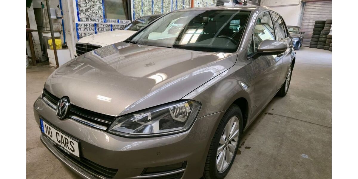 VW Golf 57.000 km 12.490 &euro; Ratingen 40878