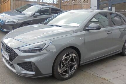 Hyundai i30 2.000 km 26.990 € Radevormwald 42477