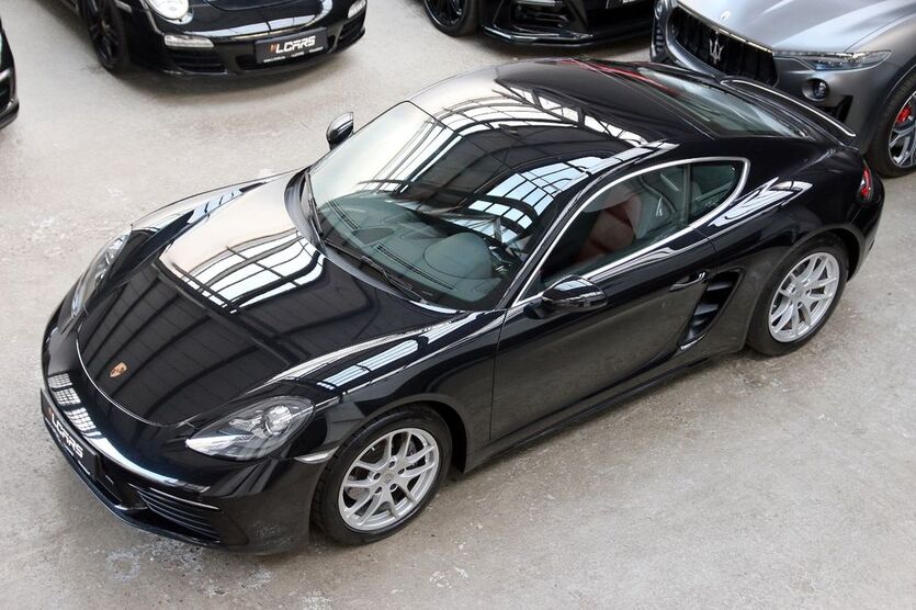 Porsche Cayman 131.772 km 41.990 € Düsseldorf 40237