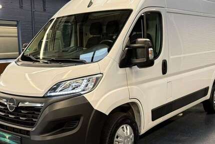 Opel Movano 19.600 km 22.610 &euro; Hilden 40721