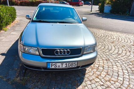 Audi A4 66.762 km 4.000 &euro; Köln 51063