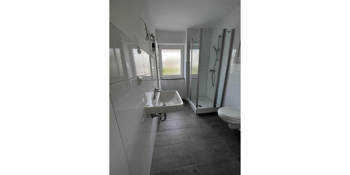 Erdgeschoßwohnung Bergisch Gladbach Alt-Frankenforst - 2 Zimmer, 52 m&sup2;, 689&euro; | Angebot:25784520