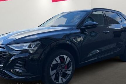 Audi Q8 e-tron 33.603 km 48.900 € Düsseldorf 40233
