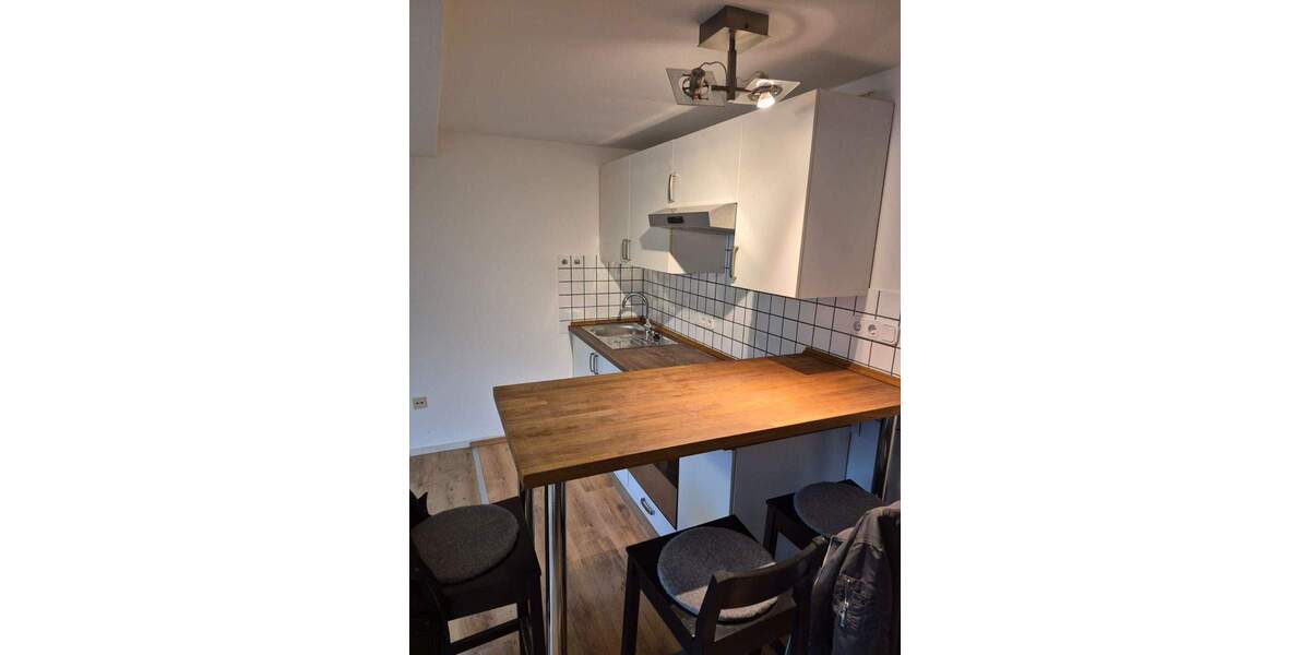 Etagenwohnung Düsseldorf Unterbilk - 1 Zimmer, 30 m&sup2;, 450&euro; | Angebot:25877143