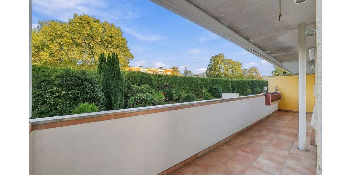 Etagenwohnung Leverkusen Bürrig - 3.5 Zimmer, 106 m&sup2;, 299.000&euro; | Angebot:27577671