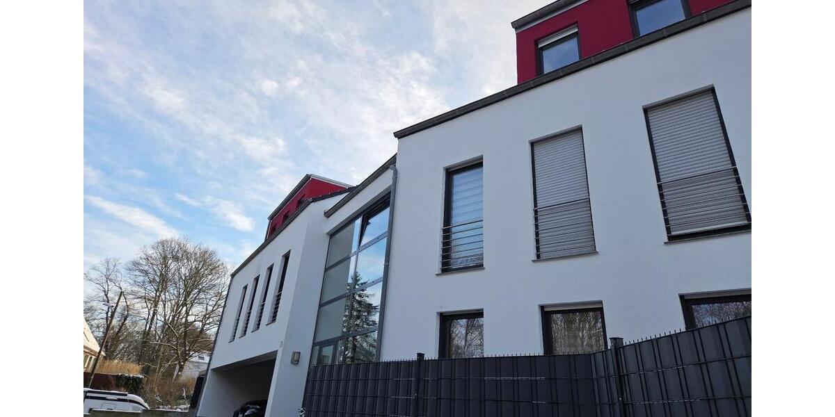 Dachgeschoßwohnung Leverkusen Bergisch Neukirchen - 4 Zimmer, 109 m&sup2;, 465.000&euro; | Angebot:24787294