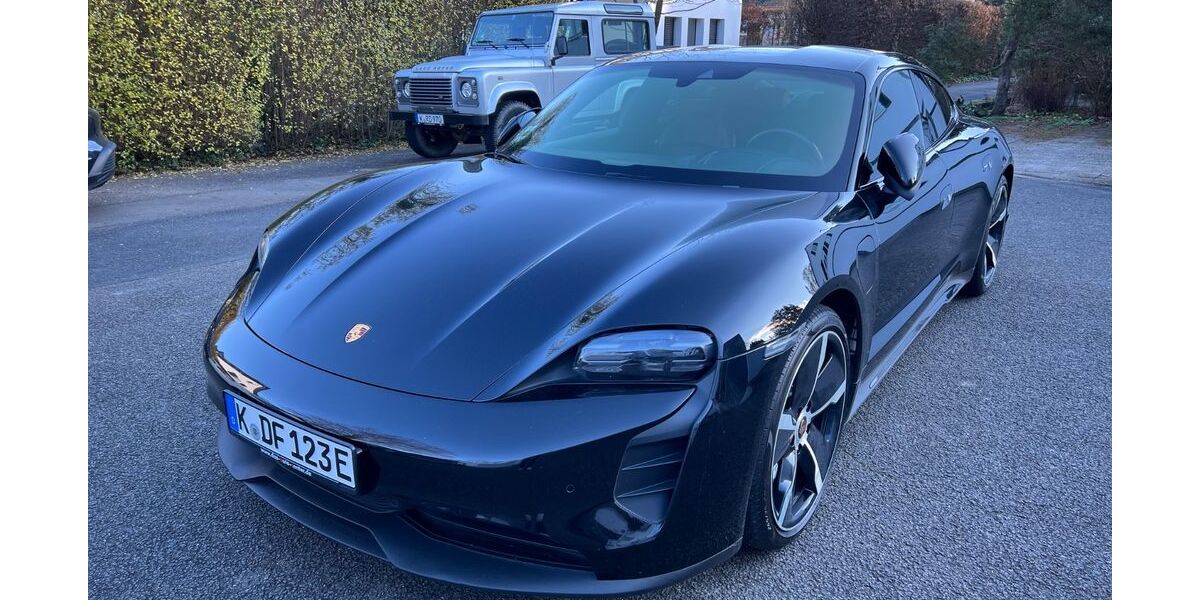 Porsche Taycan 113.900 km 52.900 &euro; Köln 50935