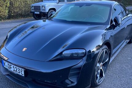 Porsche Taycan 115.900 km 51.900 &euro; Köln 50935
