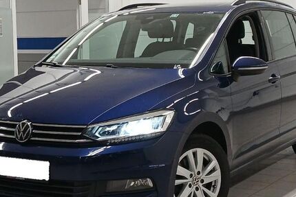 VW Touran 87.000 km 27.990 € Solingen 42653