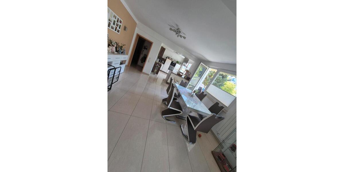 Etagenwohnung Wuppertal Gemarkung Langerfeld - 4 Zimmer, 135 m&sup2;, 265.000&euro; | Angebot:26638228