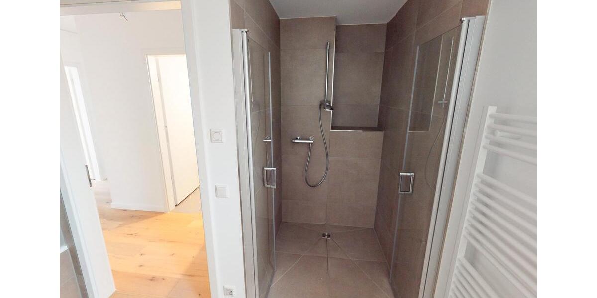 Etagenwohnung Düsseldorf Stadtbezirk 3 - 4 Zimmer, 107 m&sup2;, 2.020&euro; | Angebot:26194308