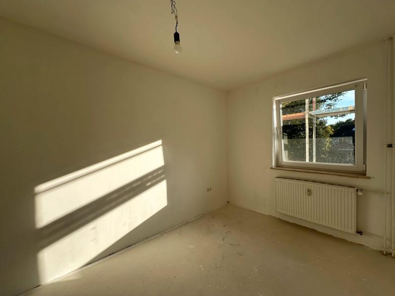 Geräumige 3-Zi.-Erdgeschosswohnung mit Balkon! zimmer