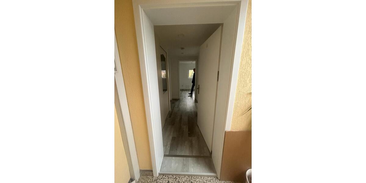 Dachgeschoßwohnung Remscheid Remscheid-Süd - 3 Zimmer, 61 m&sup2;, 783&euro; | Angebot:24854725