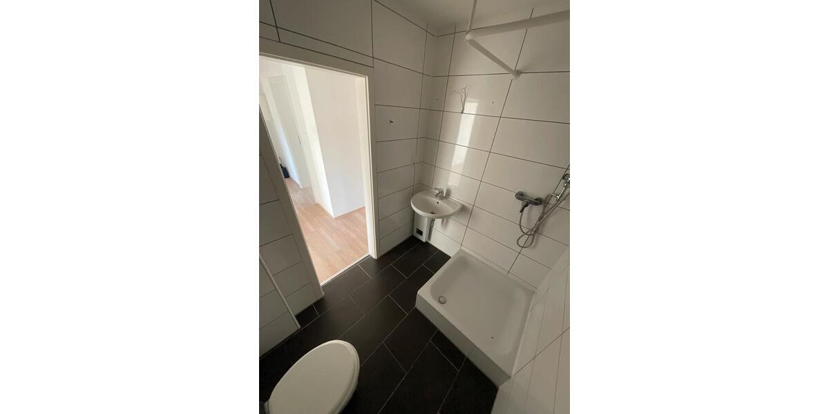 Etagenwohnung Radevormwald - 3 Zimmer, 62 m&sup2;, 589&euro; | Angebot:24895144