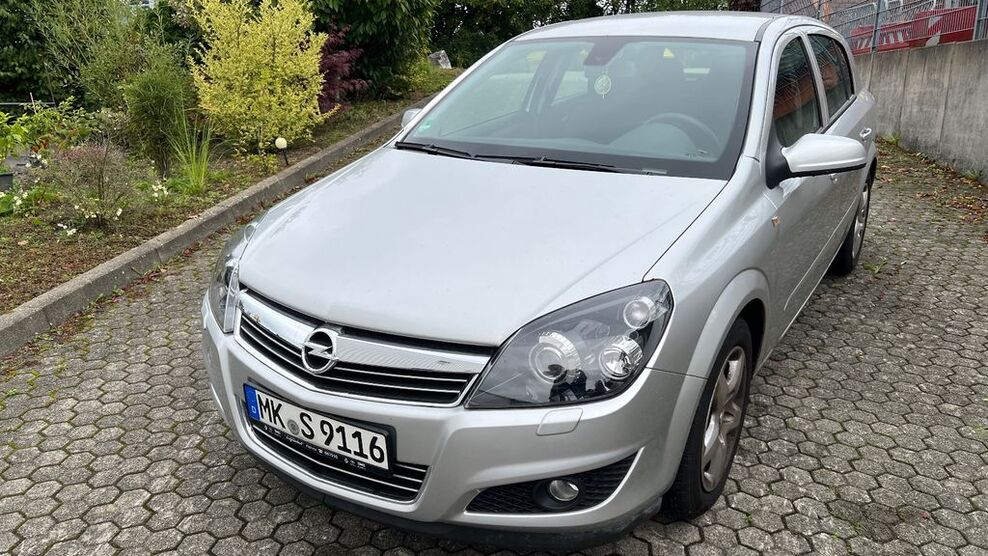 Opel Astra 19.500 km 7.500 € Halver 58553