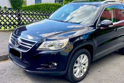 VW Tiguan 148.000 km 10.500 € Solingen 42651