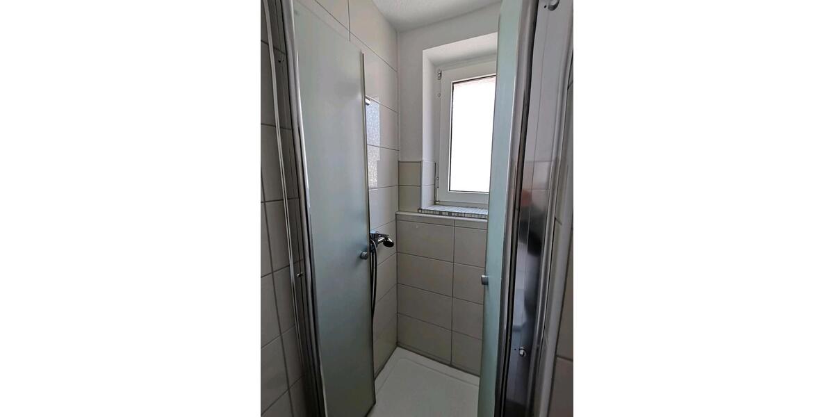 Etagenwohnung Wermelskirchen - 3 Zimmer, 80 m&sup2;, 1.020&euro; | Angebot:27551964