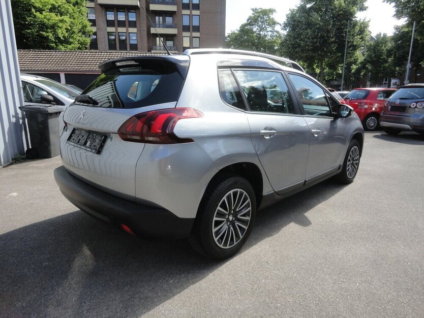 Peugeot 2008 Active 1,2 Klima SHZ PDC Allwetter 60.000 km 8.990 € Neuss 41462