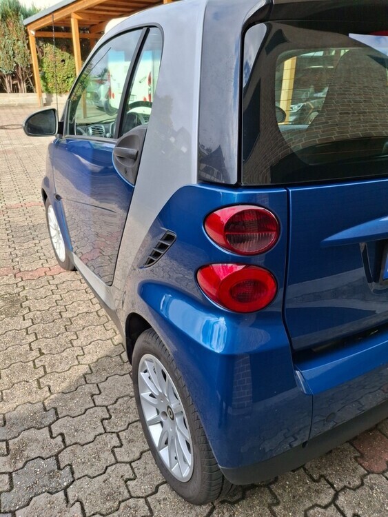 Smart ForTwo 92.800 km 4.700 € Rösrath 51503