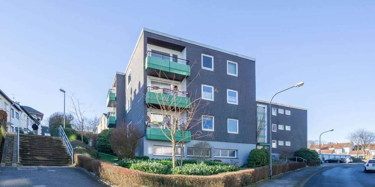 Etagenwohnung Remscheid Lüttringhausen - 3 Zimmer, 96 m&sup2;, 195.000&euro; | Angebot:24560315