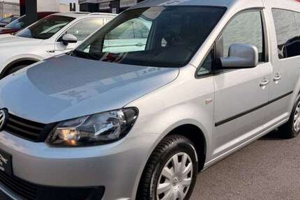 VW Caddy 90.579 km 9.999 &euro; Remscheid 42853
