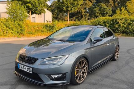 Seat Leon 151.300 km 9.500 &euro; Ennepetal 58256