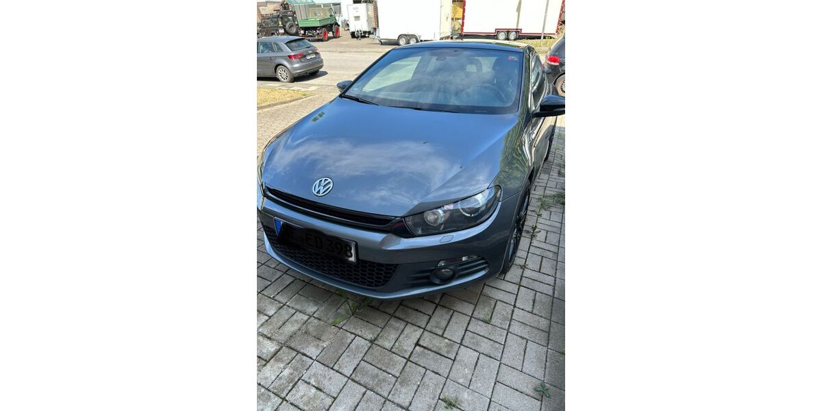 VW Scirocco 147.000 km 10.999 € Neuss 41472
