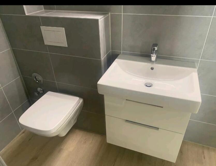 Spichernstr, 3 Zimmer, KDB, Balkon, 77 qm, Laminat zimmer