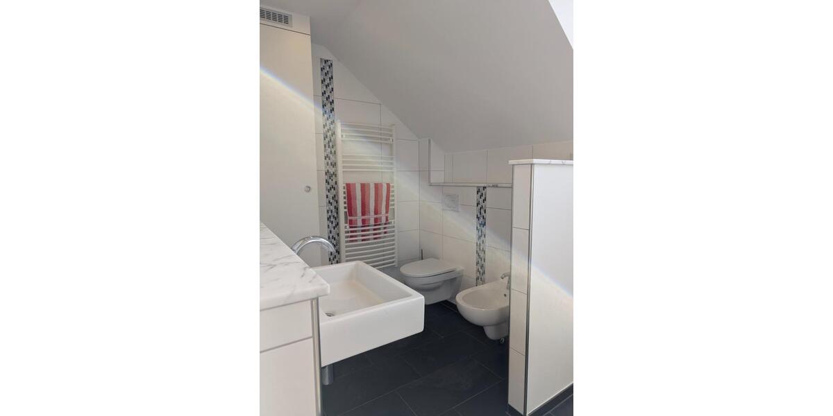 Maisonettenwohnung Wuppertal Gemarkung Nächstebreck - 3 Zimmer, 120 m&sup2;, 1.200&euro; | Angebot:25959347