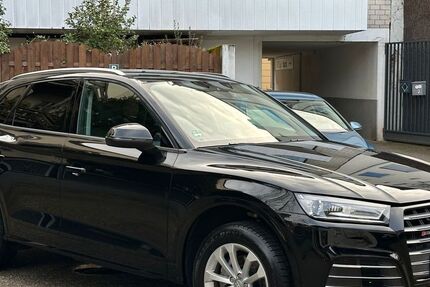 Audi Q5 102.396 km 25.000 &euro; Düsseldorf 40627