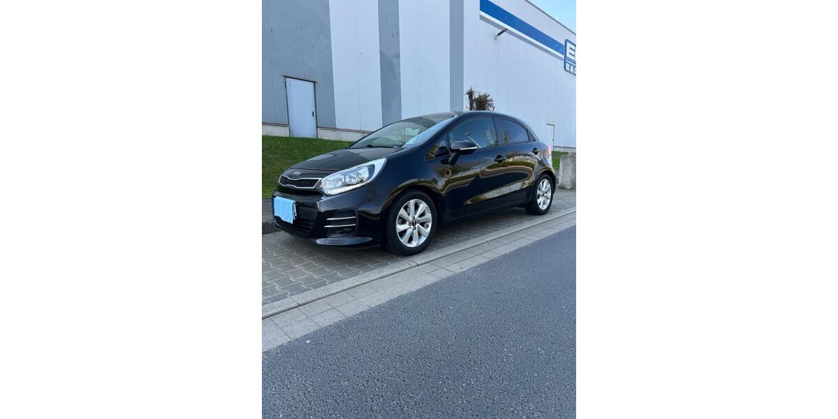 Kia Rio 65.000 km 8.999 &euro; Dormagen 41539