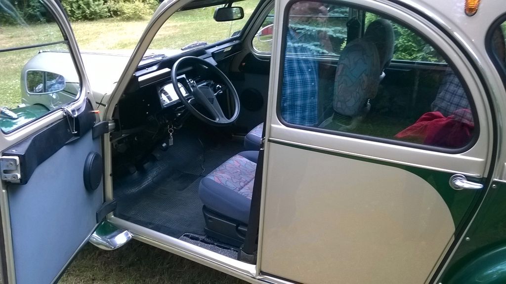 Citroen 2 CV 2.000 km 19.000 € Düsseldorf 40239