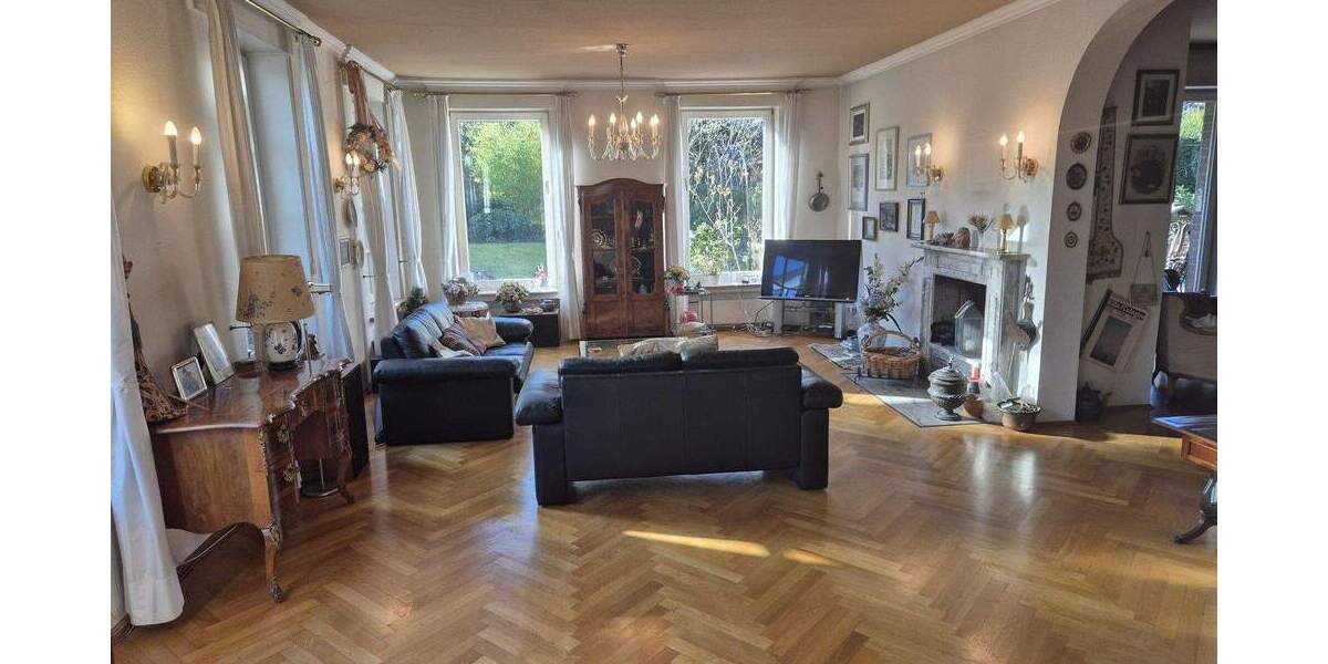 Doppelhaushälfte Köln Müngersdorf - 7 Zimmer, 320 m&sup2;, 1.750.000&euro; | Angebot:24298175