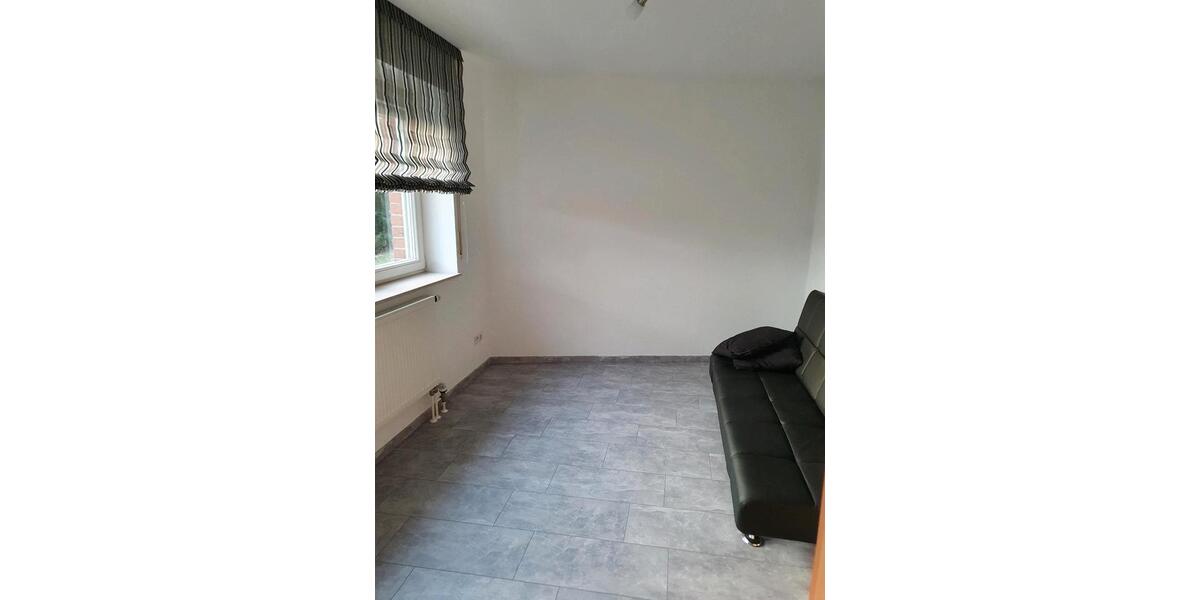 Etagenwohnung Remscheid Lüttringhausen - 4 Zimmer, 80 m&sup2;, 220.000&euro; | Angebot:27425681